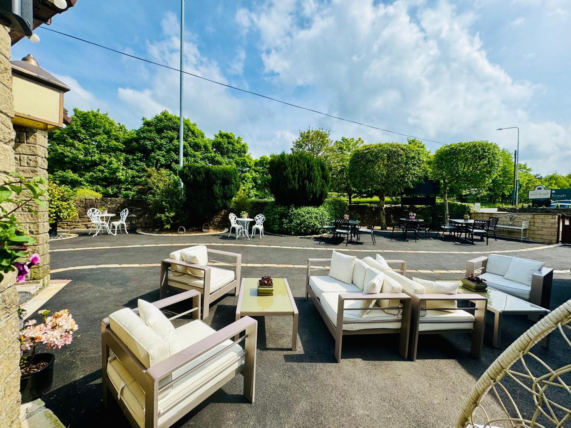 The Old Stone Trough Country Hotel Kelbrook 外观 照片