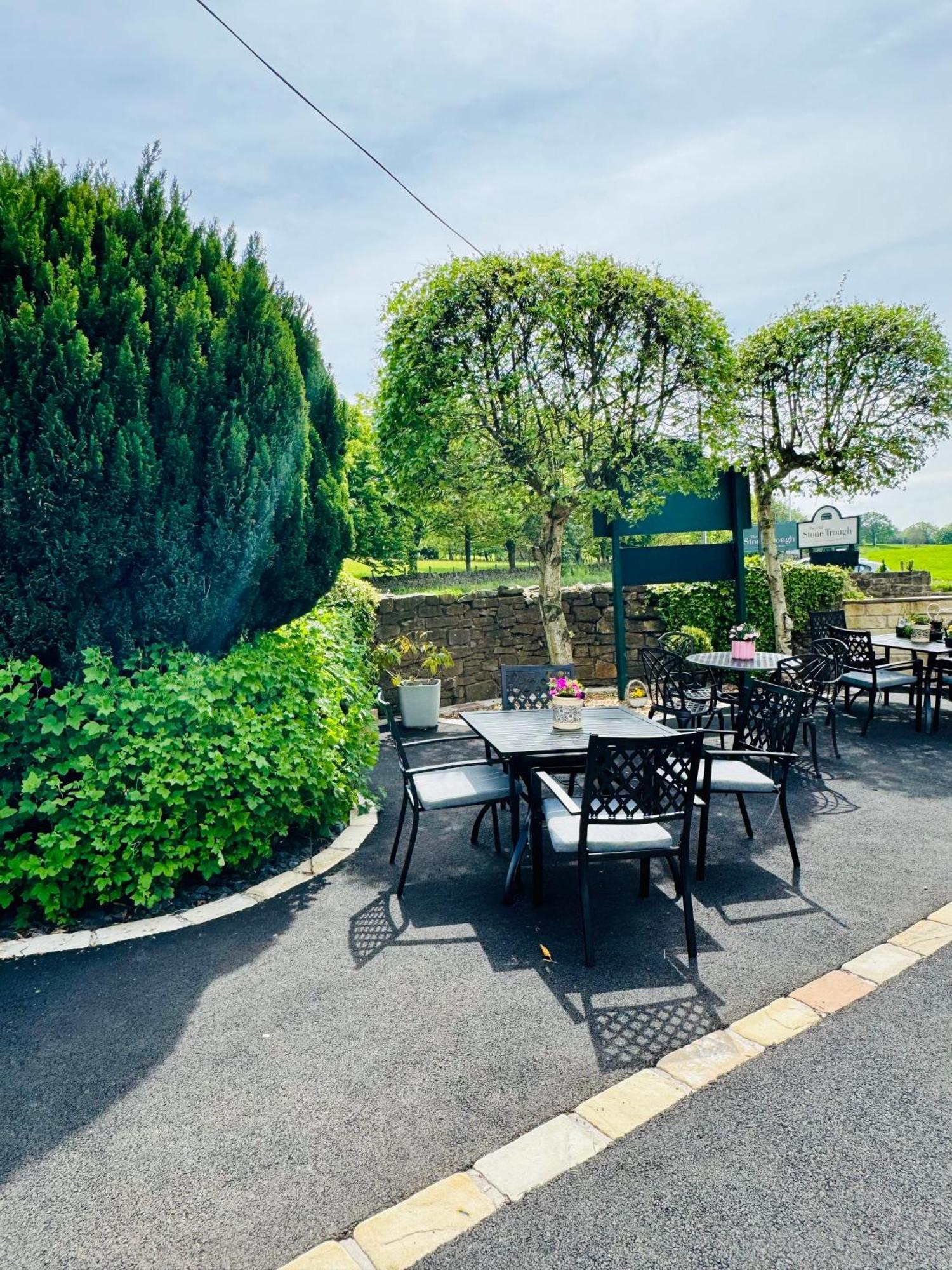 The Old Stone Trough Country Hotel Kelbrook 外观 照片